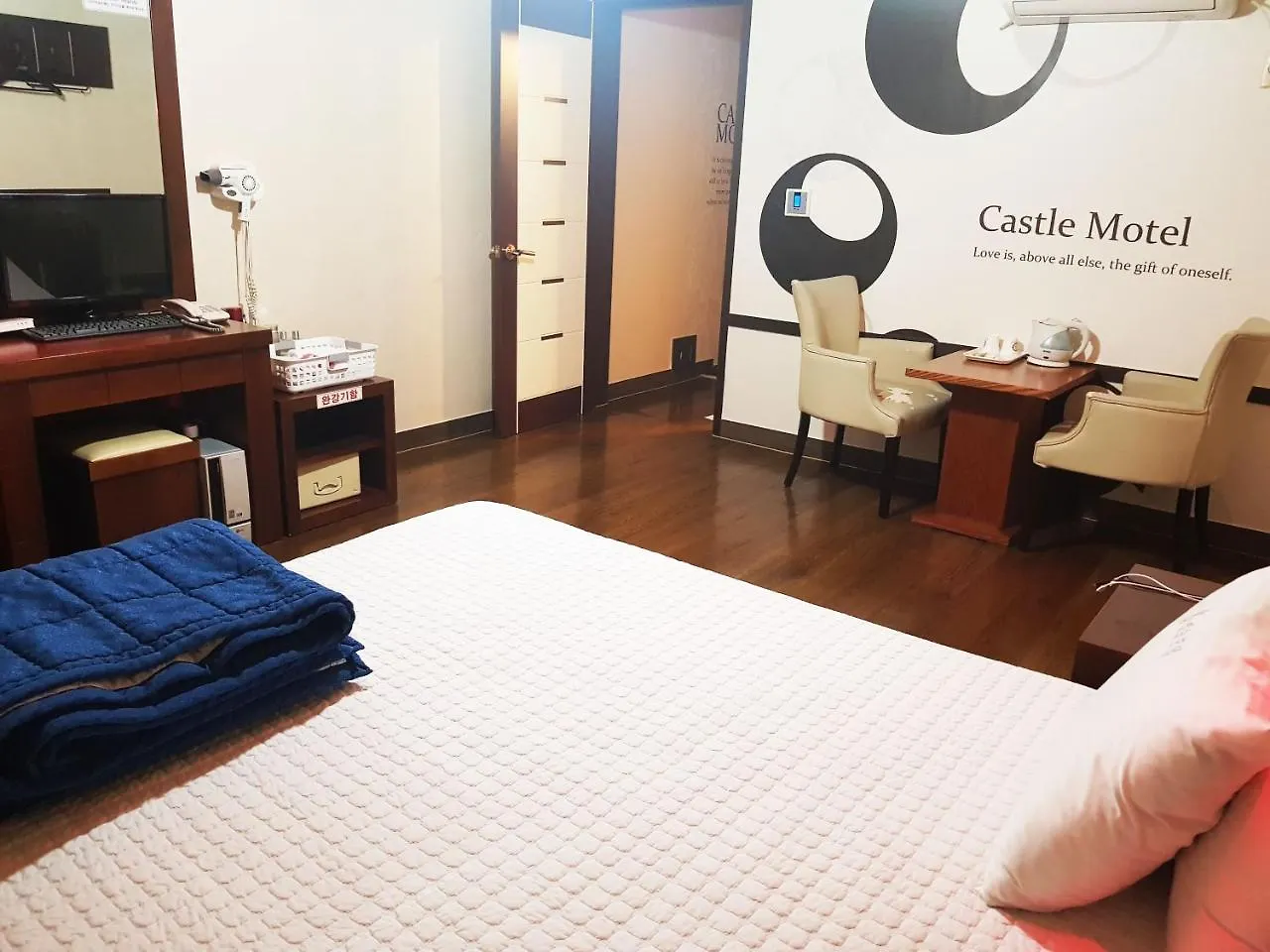 **  Hotel Castle 부산광역시 대한민국